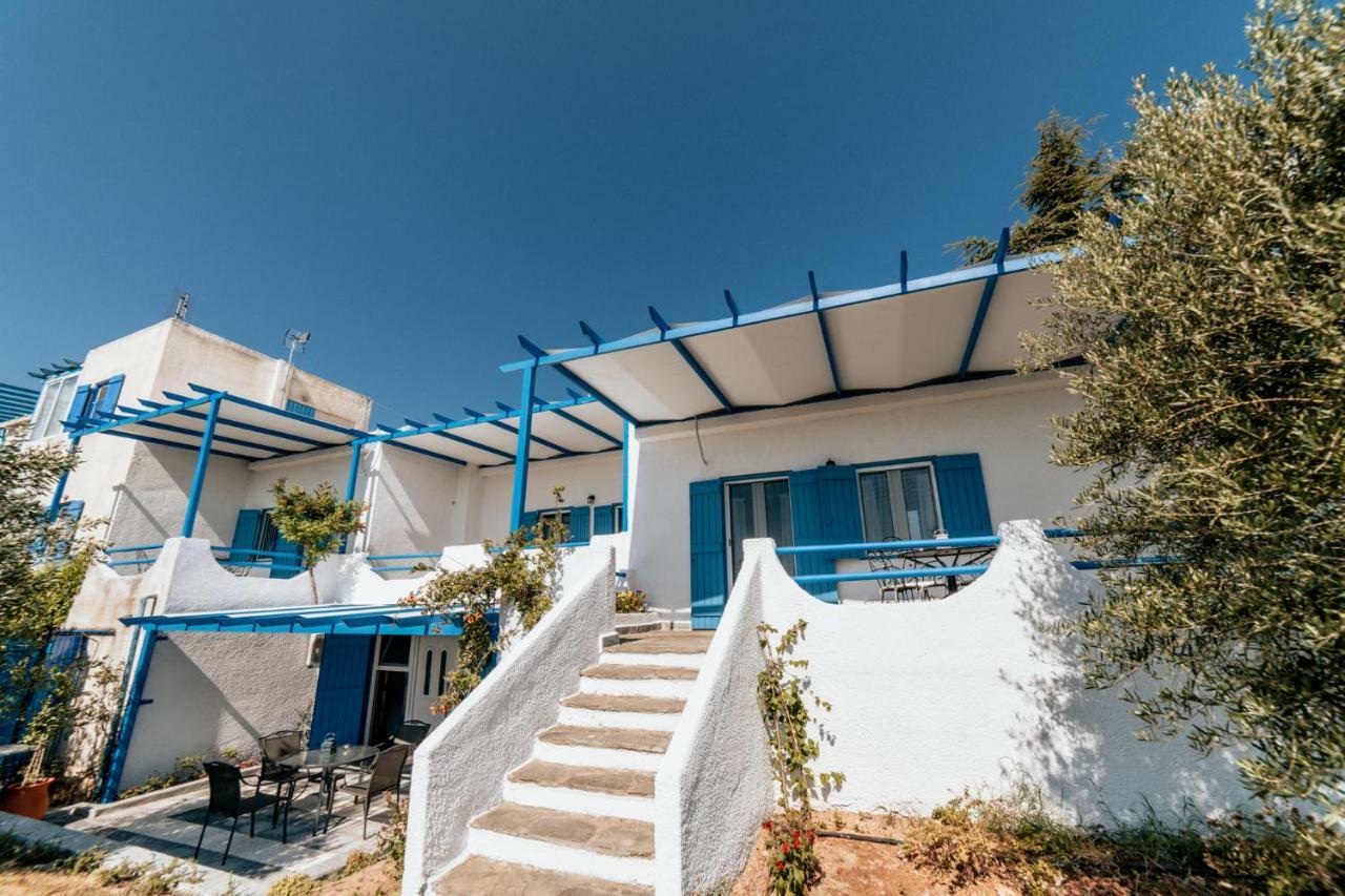 Cyclades Luxury Studios 네아 포티데아 외부 사진